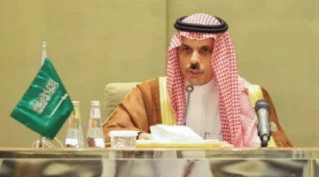 وزير الخارجية يطالب بضمانات دولية لوقف العدوان الإسرائيلي المتكرر على غزة